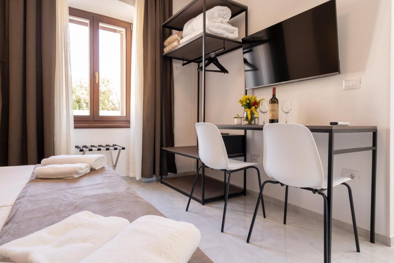 Aaa Apartments & Rooms Pula Exterior photo